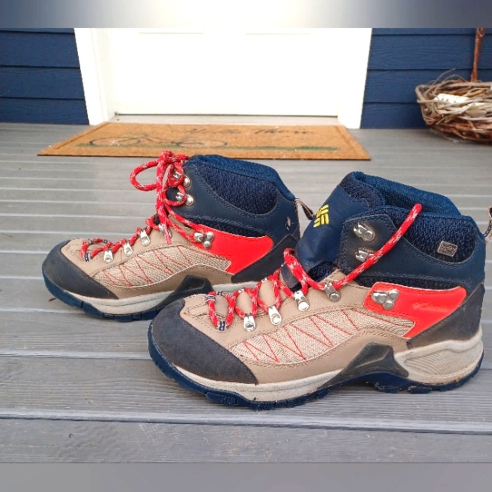 Columbia boots, solid and serious